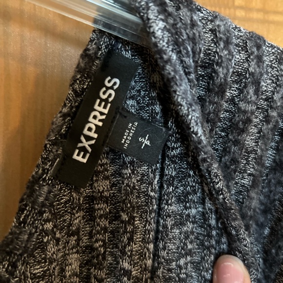 Express Sweater - Picture 2 of 5